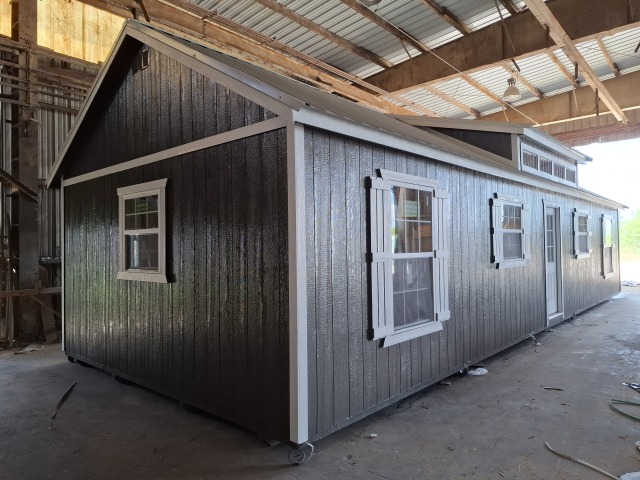 Side Utility - 16x44
