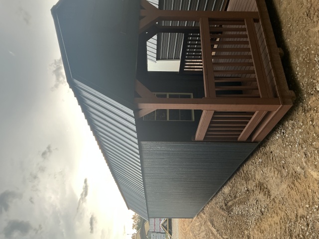 Deluxe Lofted Barn Cabin - 12x32
