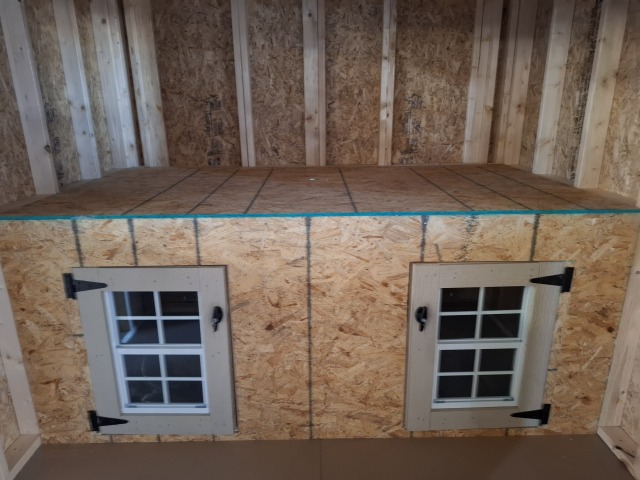 Dog Kennel - 8x16