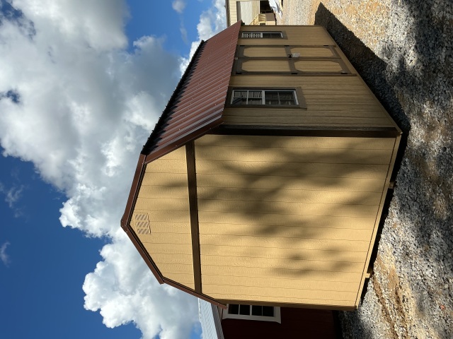 Side Lofted Barn - 10x20