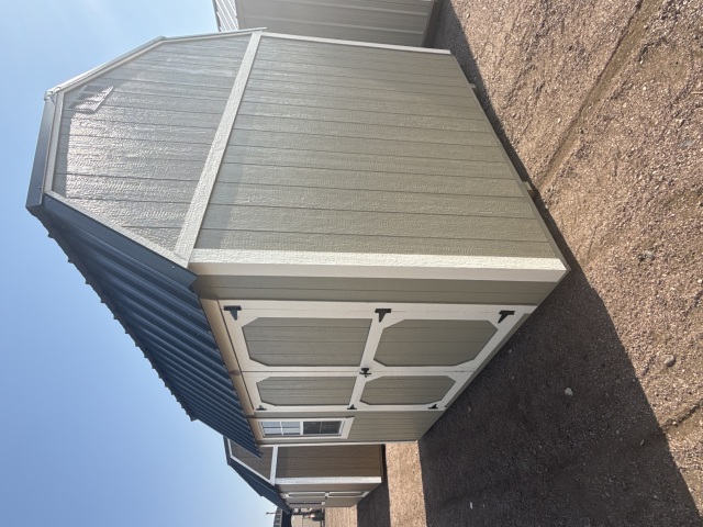 Side Lofted Barn - 10x12