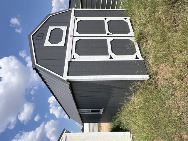 Lofted Barn - 10x20