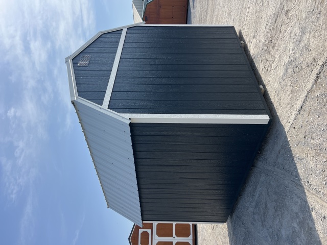 Lofted Barn - 10x12