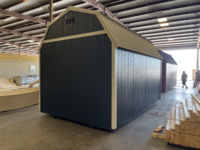 Lofted Barn - 10x16