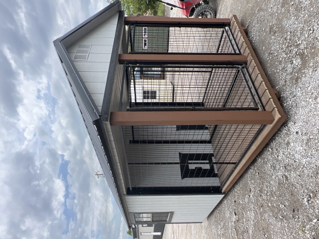 Dog Kennel - 8x16
