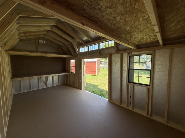 Side Lofted Barn - 10x20