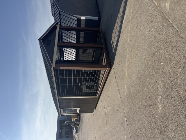 Dog Kennel - 8x16