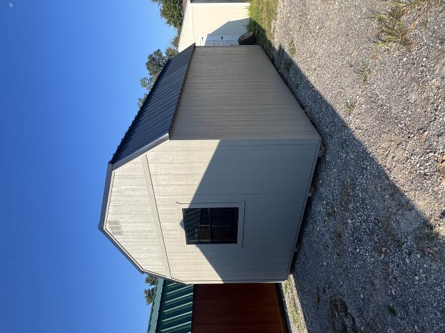 Side Lofted Barn - 12x20