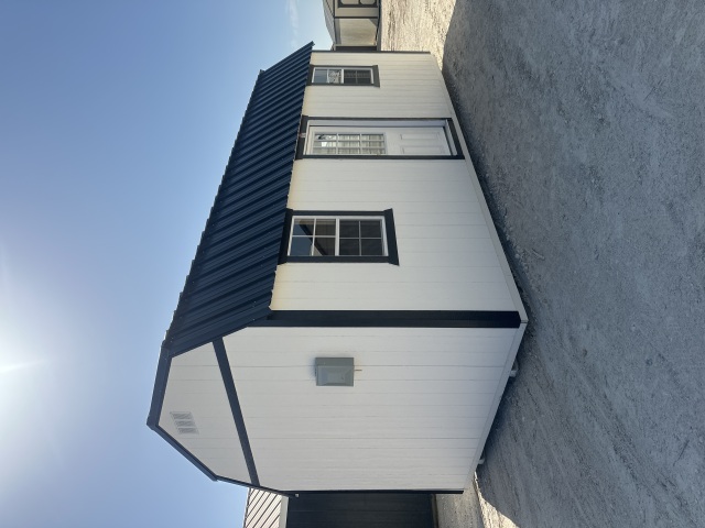 Side Lofted Barn - 10x20