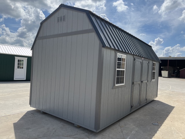 Side Lofted Barn - 10x20