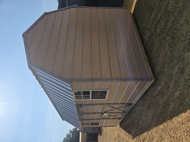 Side Lofted Barn - 10x16