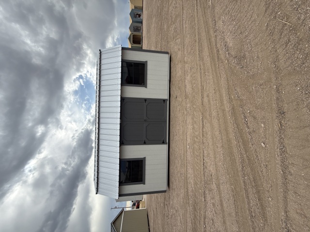 Side Lofted Barn - 10x20