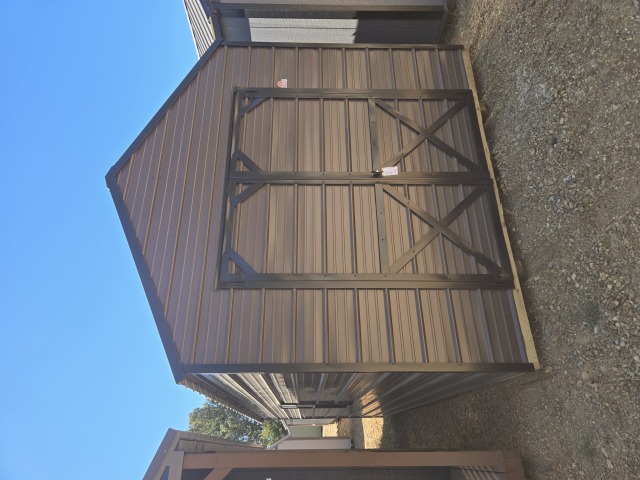 Utility Xtra Height - 10x20