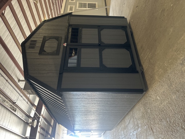 Lofted Barn - 10x16