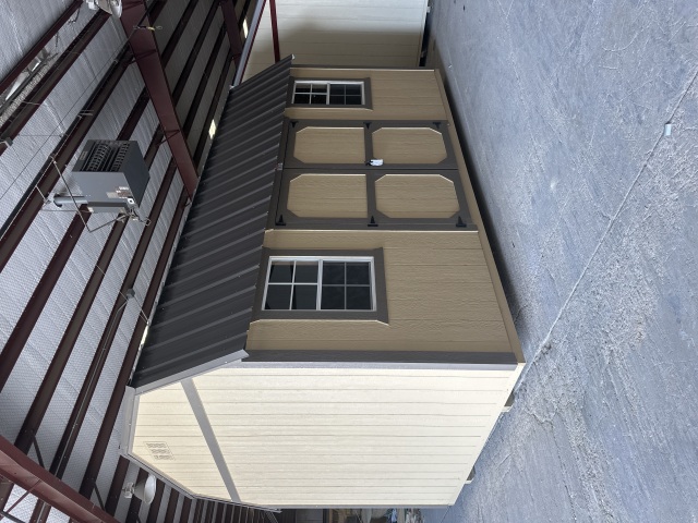 Side Lofted Barn - 10x16