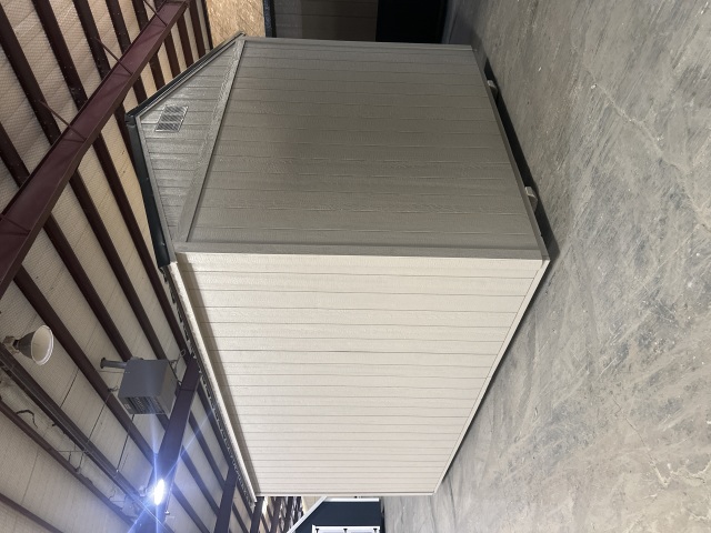 Utility Xtra Height - 10x16