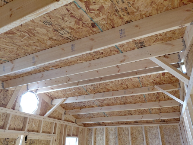 Side Gable Utility - 10x16
