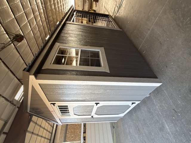 Dog Kennel - 8x16