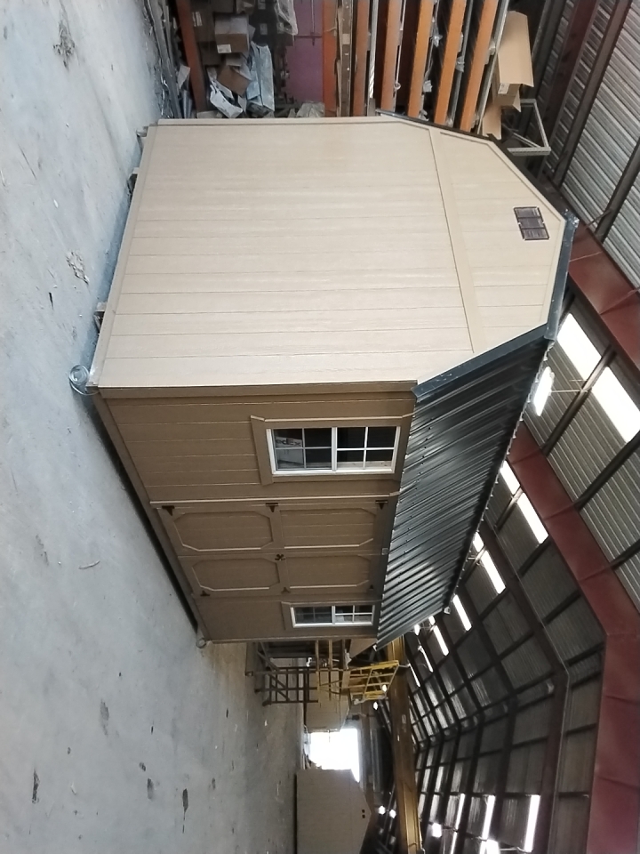 Side Lofted Barn - 10x16