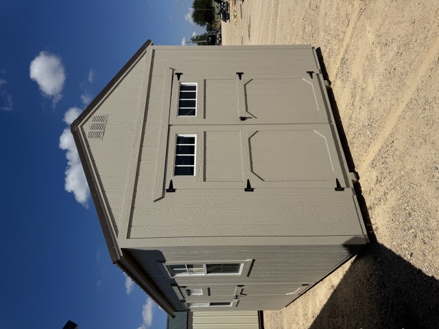 Side Utility - 10x16