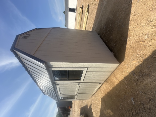 Side Lofted Barn - 8x12
