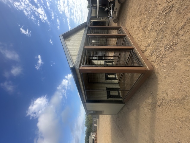 Dog Kennel - 12x16