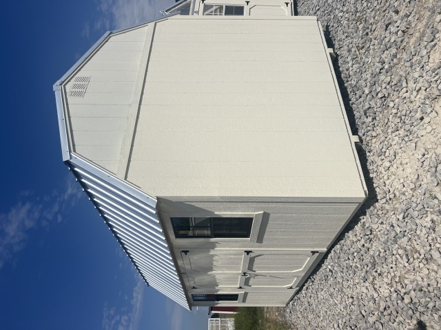 Side Lofted Barn - 10x16