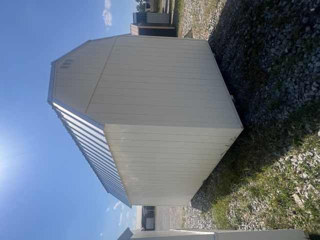 Side Lofted Barn - 10x16