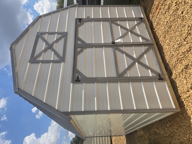 Lofted Barn - 10x16