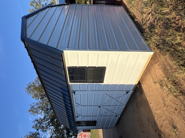 Side Lofted Barn - 10x16