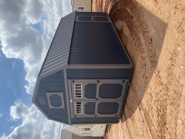 Lofted Barn - 10x20