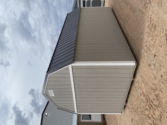 Lofted Barn - 10x20