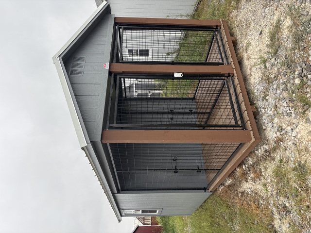 Dog Kennel - 8x16