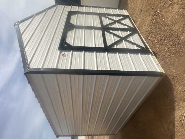 Utility Xtra Height - 10x12
