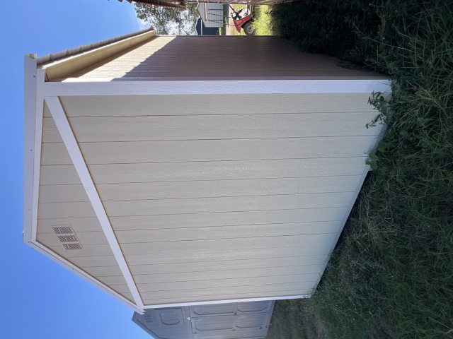 Utility Xtra Height - 10x12