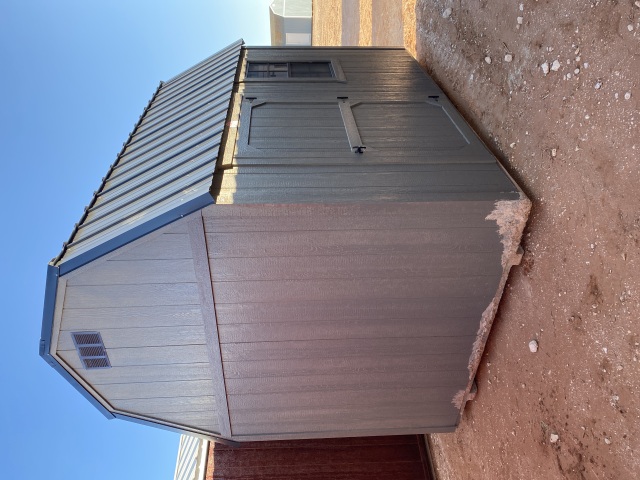 Side Lofted Barn - 8x12
