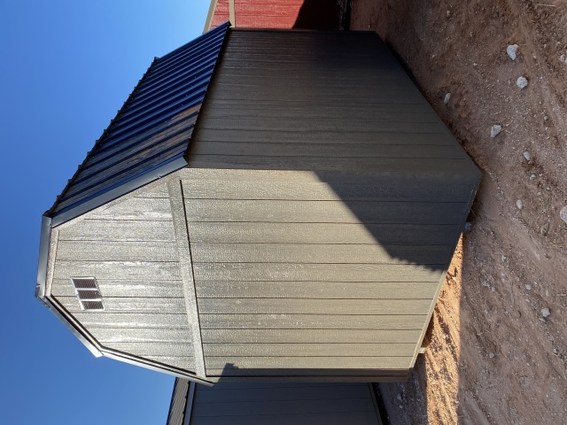 Side Lofted Barn - 8x12