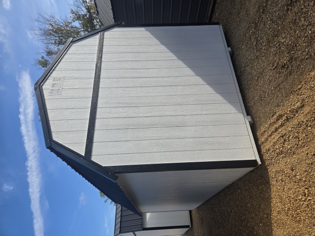 Side Lofted Barn - 10x20