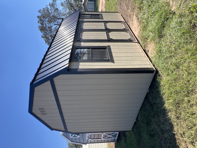 Side Lofted Barn - 10x16