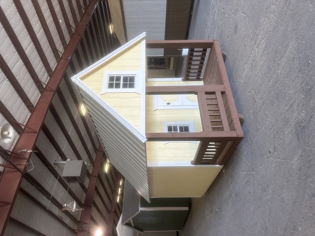 Playhouse (Hideout) - 8x12