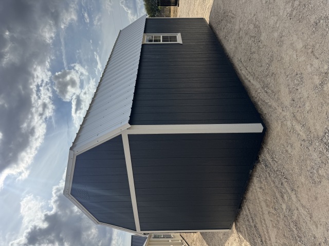 Lofted Barn - 10x20