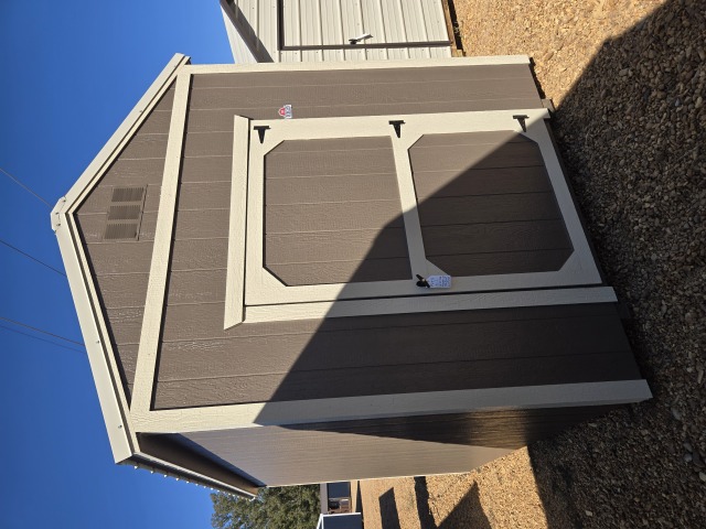 Utility Xtra Height - 8x12