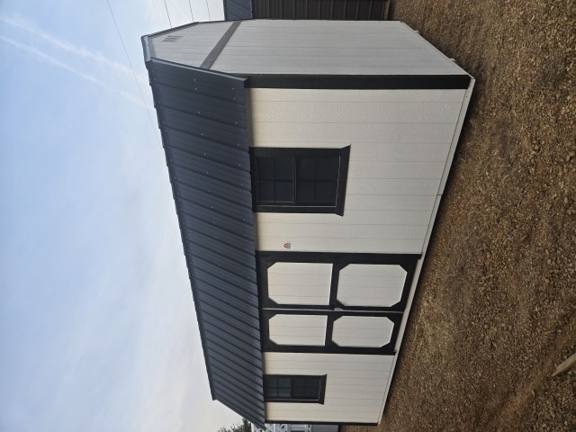 Side Lofted Barn - 10x20