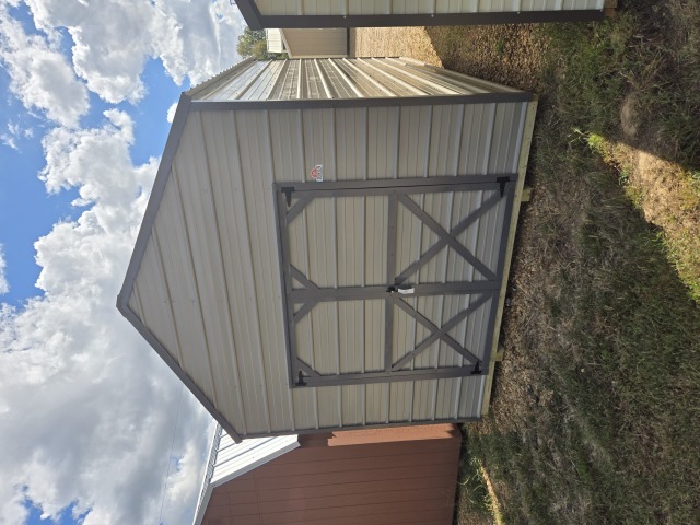 Utility Xtra Height - 10x16