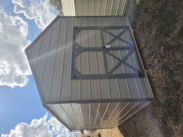 Utility Xtra Height - 10x16