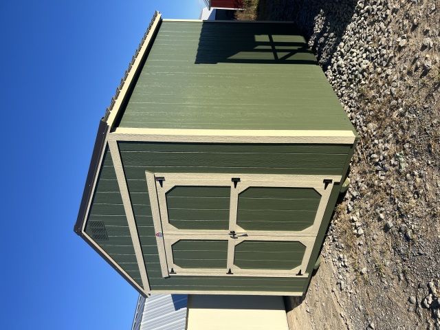 Utility Xtra Height - 10x12