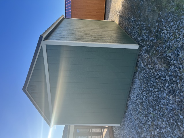 Utility Xtra Height - 10x12