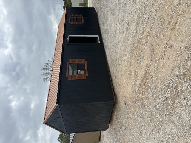 Side Utility - 12x32