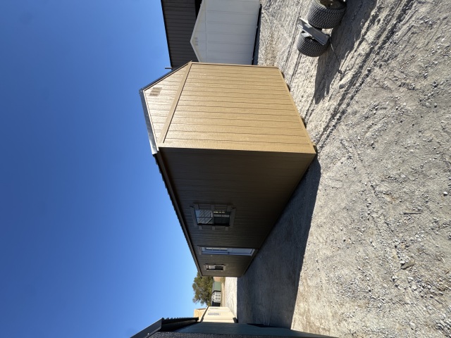 Side Utility - 12x36