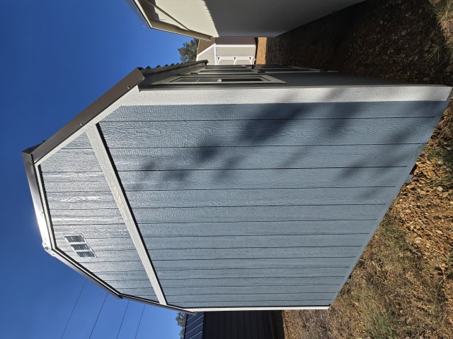 Side Lofted Barn - 10x16